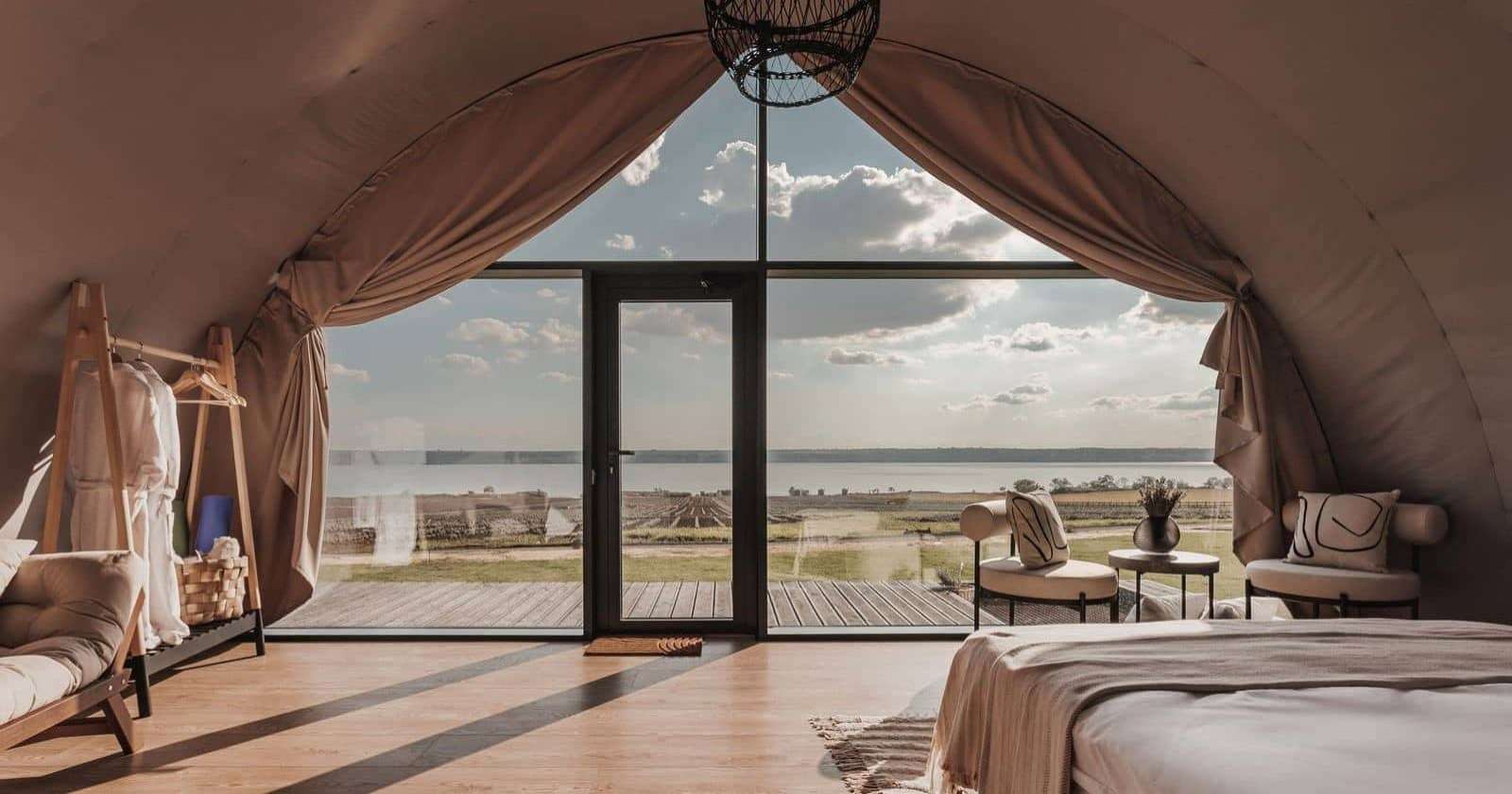 --Строительство ГЛЕМПИНГОВ на Лазурном берегу Франции - альтернатива гостиничной классике