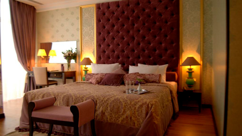 Гостиница &laquo;KADORR&raquo;: Производство и установка мебели для гостиничного интерьера