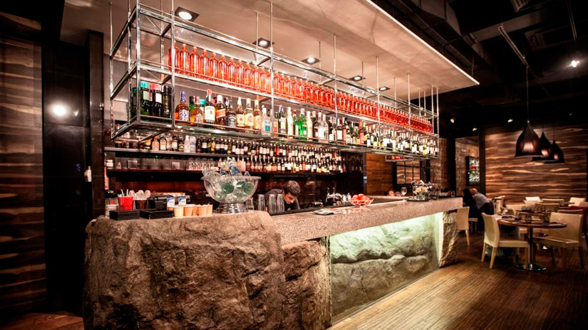 Ресторан &laquo;Рокка&raquo;: Строительно-отделочные работы, производство и монтаж мебели