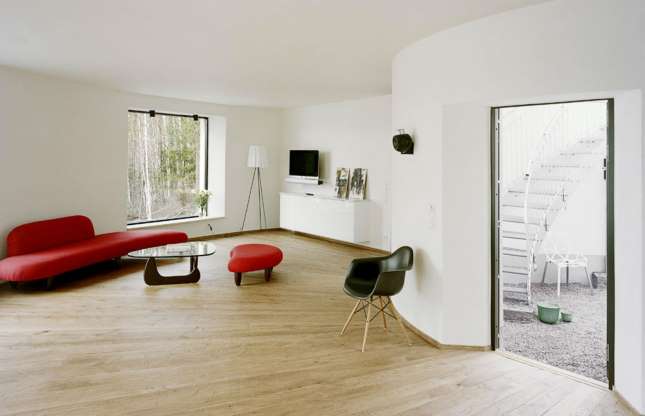 Вилла Ронда, Япония