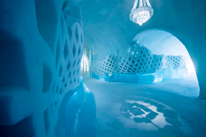 Ледяной отель в Швеции