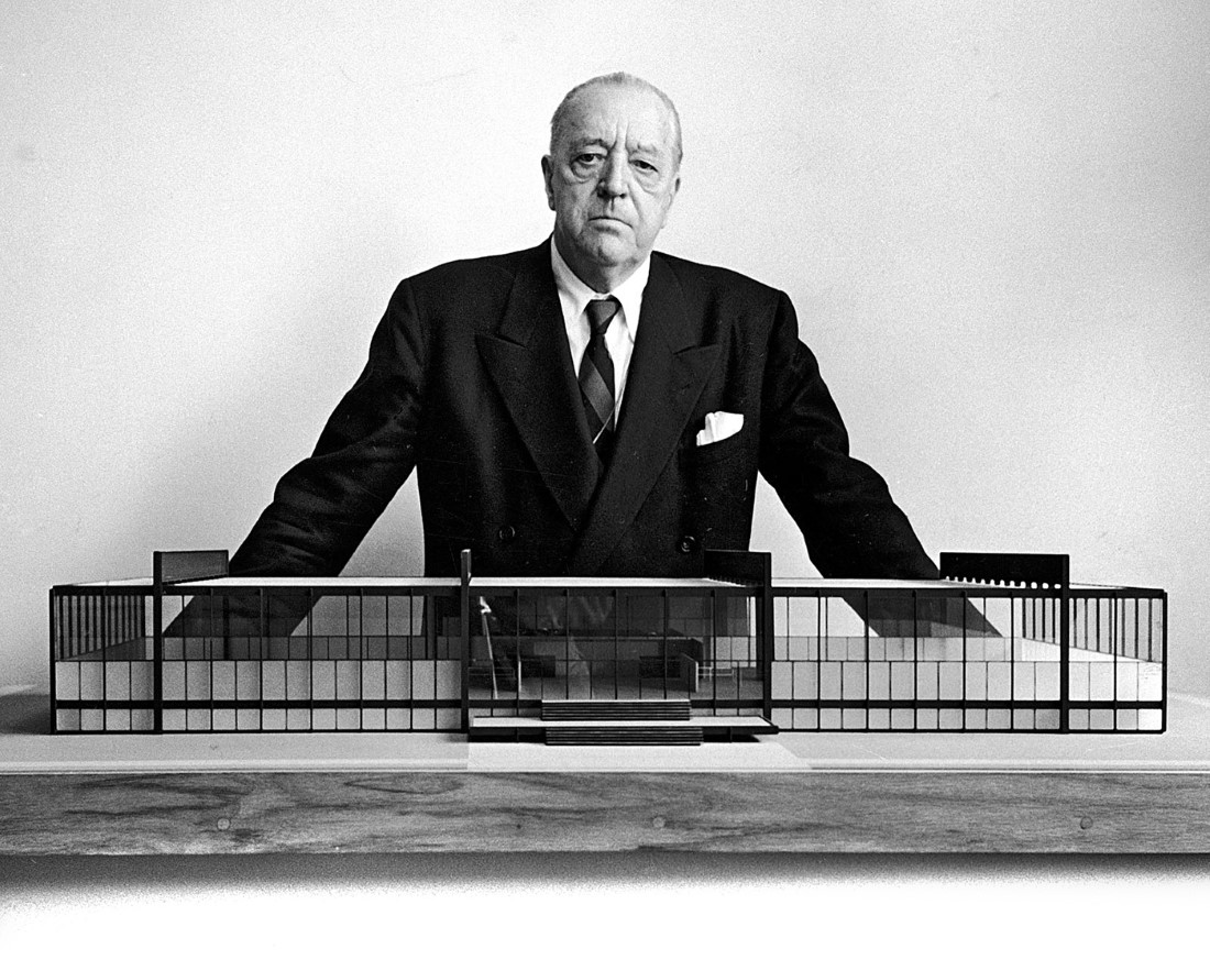 Людвиг Мис ван дер Роэ