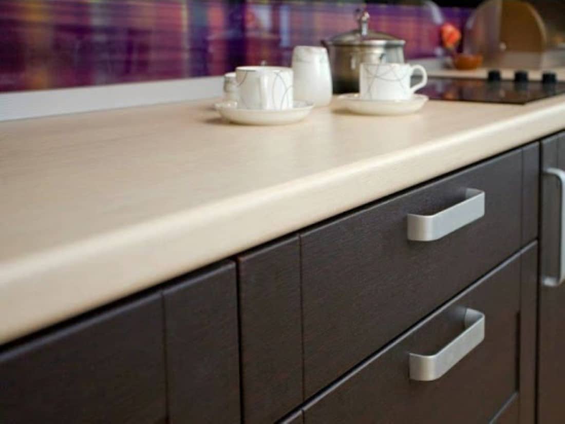 Кухонная столешница из ламинированной плиты ДСП