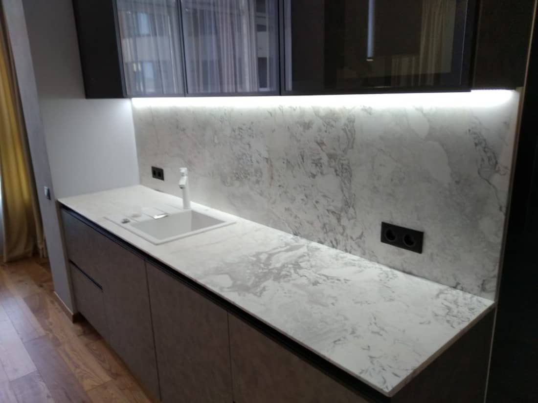 Кухонная столешница из мрамора